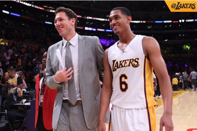 与高效出手 与高效出手