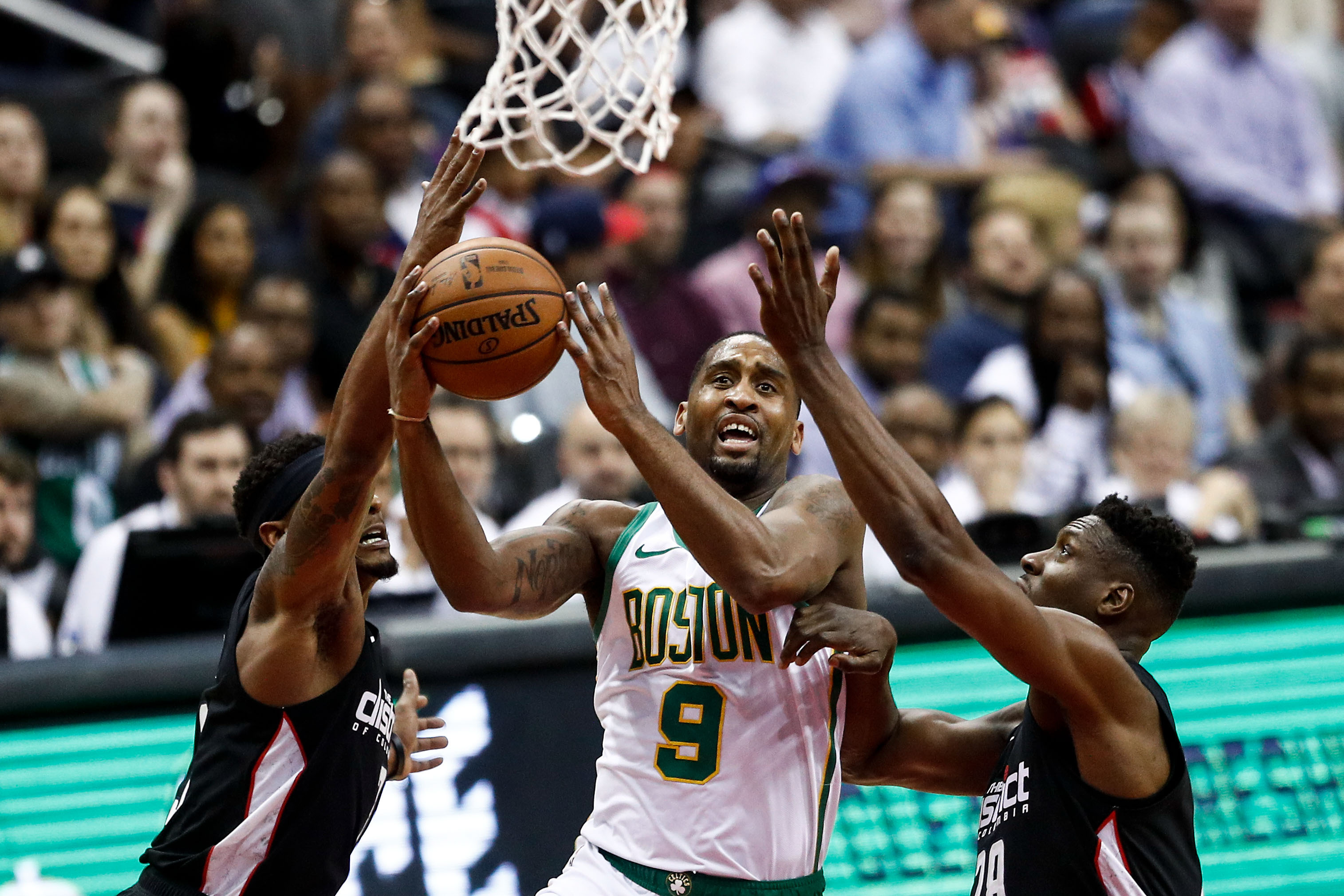 戴维斯手里 戴维斯手里