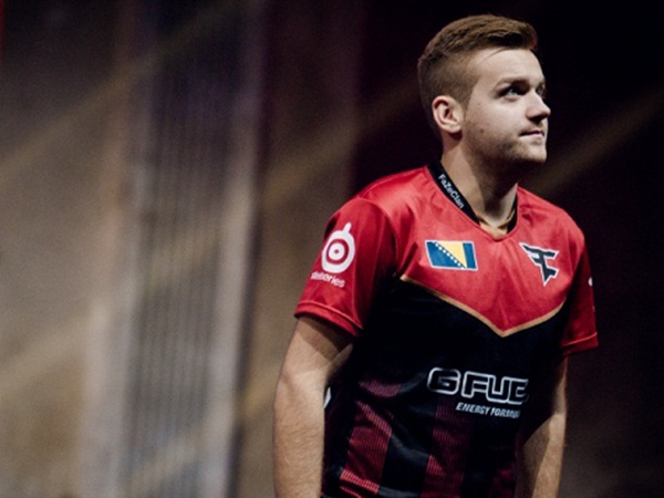 透露的手牌 透露的手牌