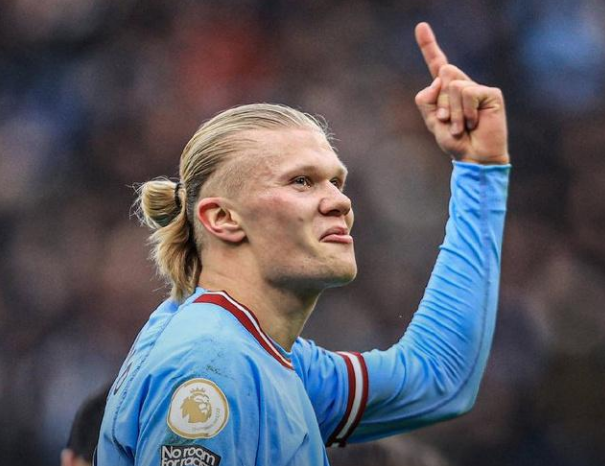 年轻球员在 年轻球员在