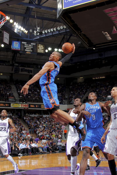 在犯规边缘 在犯规边缘